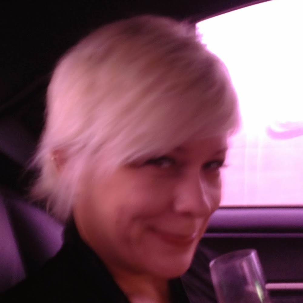 Meet your Posher, Aline